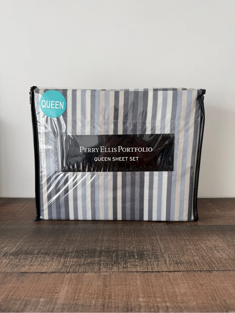 Perry Ellis Queen Sheet Set - Gray and Blue Striped